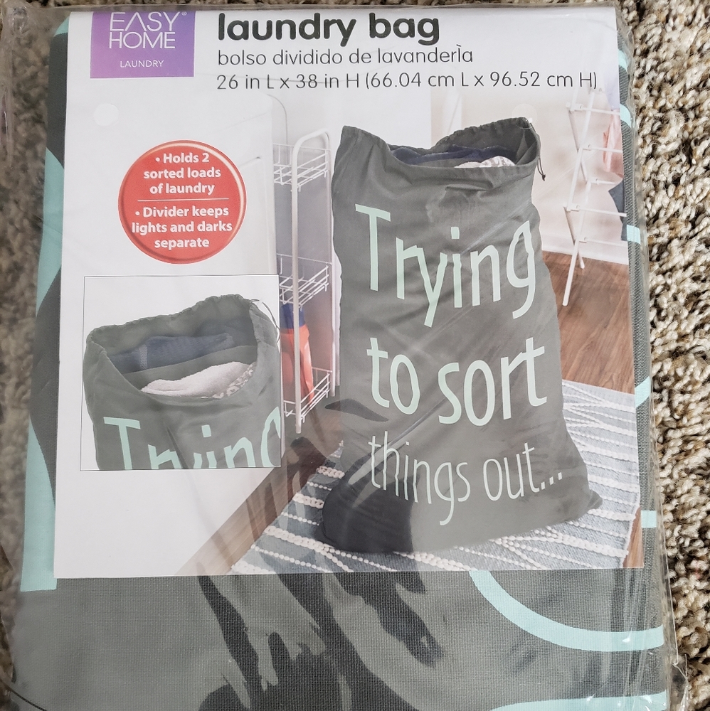 2 laundry bags & 1 hanging clothes dryer